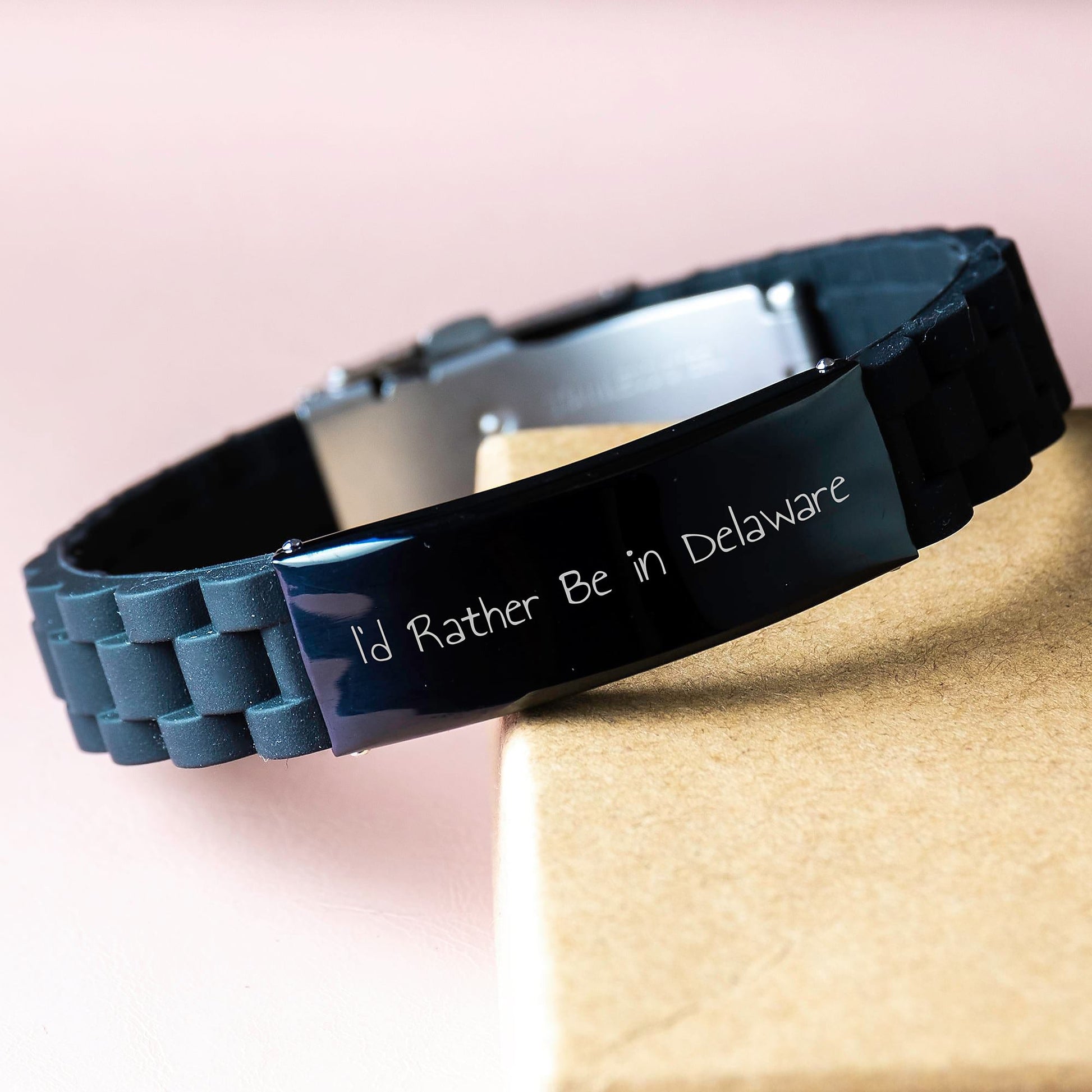 'I'd Rather Be in Delaware' Funny Glide lock Clasp Black Stainless Steel Adjustable Silicone Gift for Men from Family, Unique Gifts for Delaware Graduates, Friends, Coworkers - Victory Thru Vision