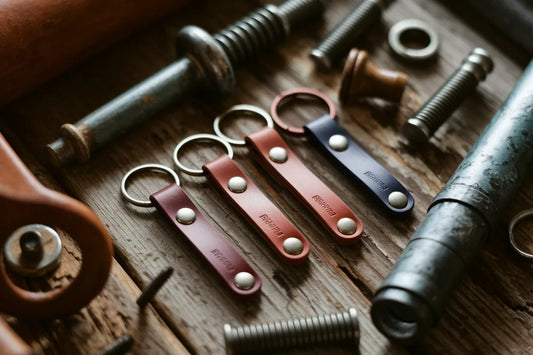 Best 2025 Keychains for Roofer Enthusiasts