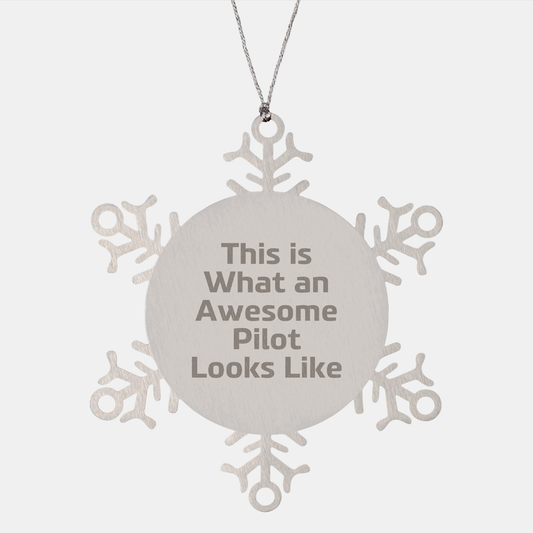 Funny Pilot Gifts, Pilot Snowflake Ornament, This Is What An Awesome Pilot Looks Like, Christmas Unique Presents from Family to Pilot Friends - Victory Thru Vision 