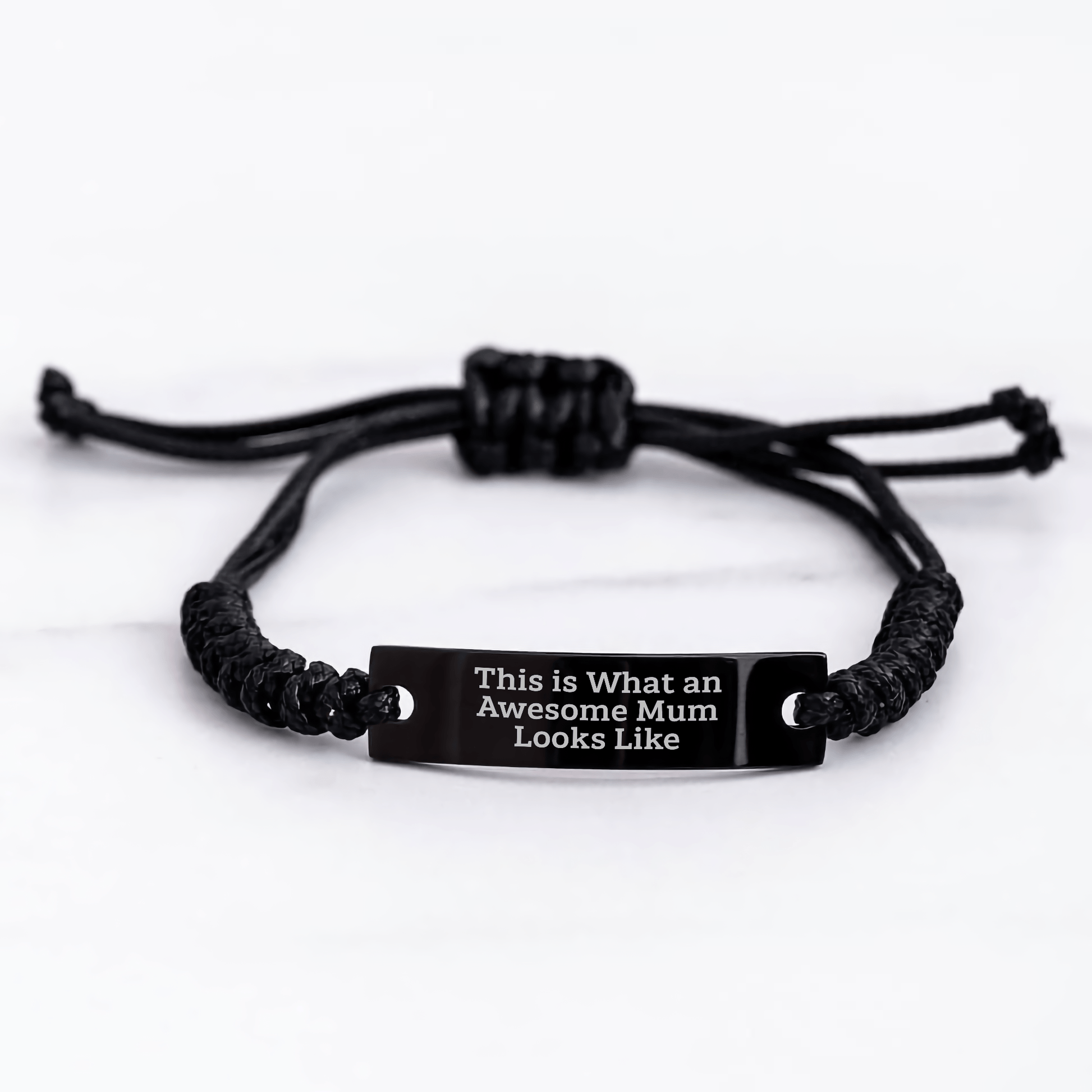 Funny Mum Gifts, Rope Bracelet for Mum, 'This Is What An Awesome Mum Looks Like' Quote, Adjustable, Black, Organza Bag, Graduation Unique Gifts from Family, Gifts for Mum - Victory Thru Vision 