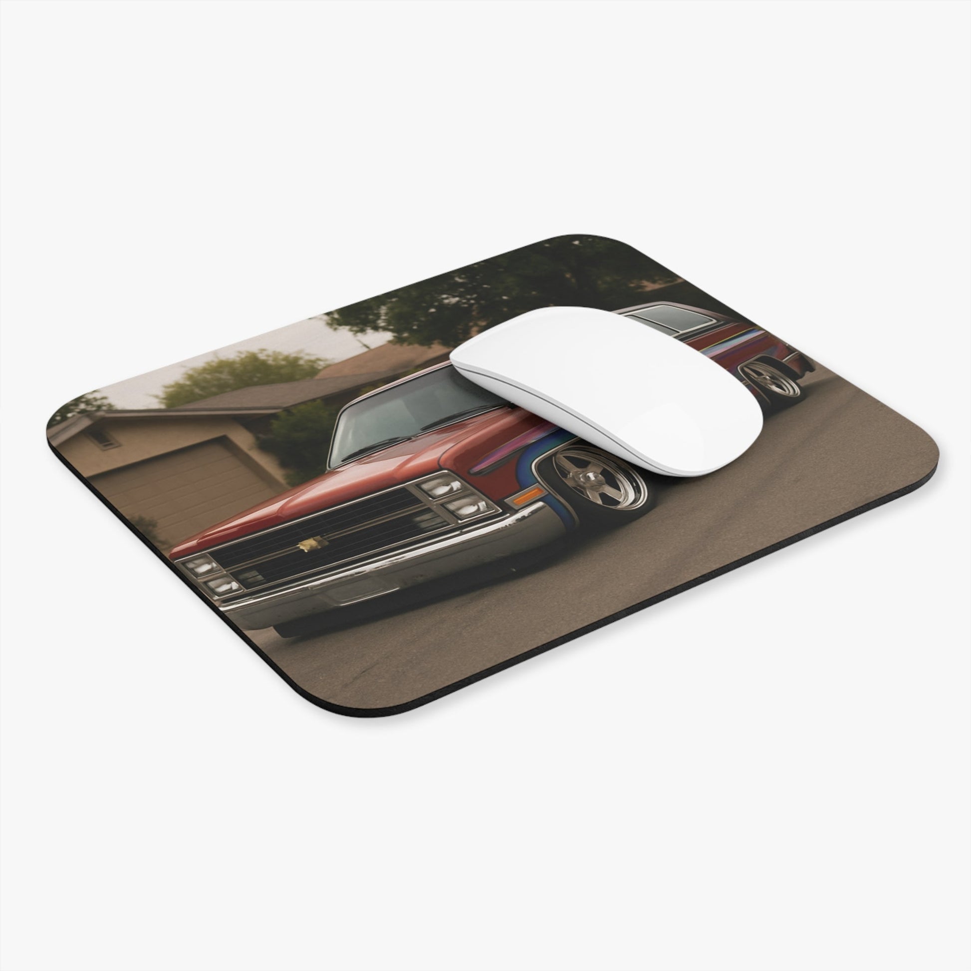 Mouse Pad - Bagged 1986 Chevy Blazer With Custom Paint Rectangle Design - Victory Thru Vision